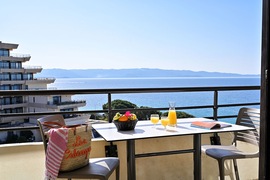 Appartement 1 chambre vue mer de la r&eacute;sidence Les Calanques, s&eacute;jour en Corse, tui