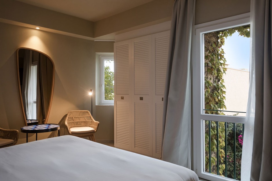 Chambre supérieure vue jardin