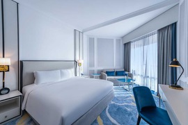 Chambre supérieure vue mer partielle du Sofitel Dubai Jumeirah Beach, séjour à Dubai, tui