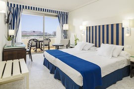 Chambre double de l'hôtel h10 las palmeras, séjour aux canaries, tenerife, tui