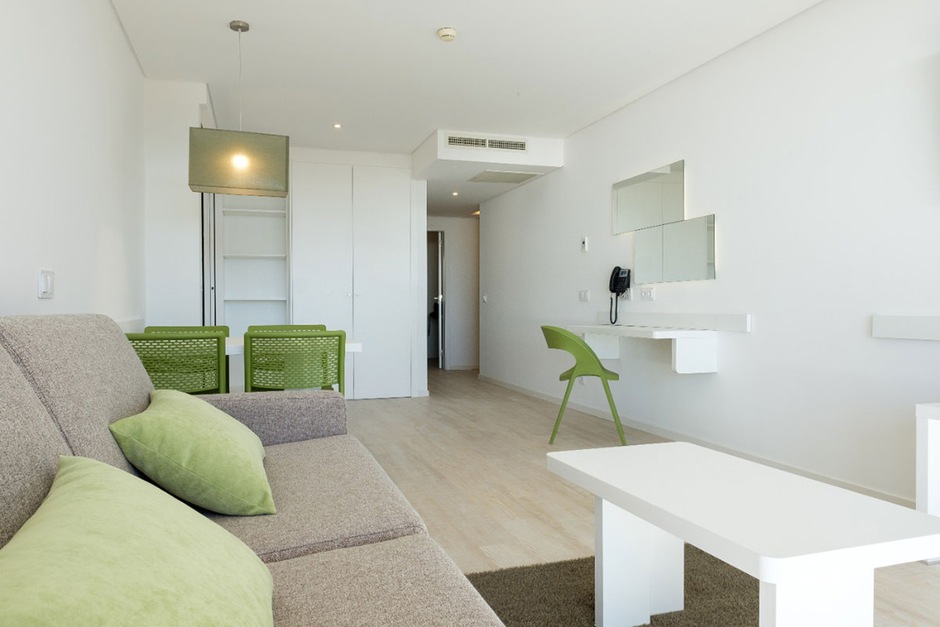 Appartement 1 chambre deluxe vue latérale sur la mer