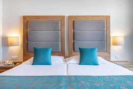 Chambres communicantes de l'h&ocirc;tel 3HB Guarana, s&eacute;jour au Portugal, tui