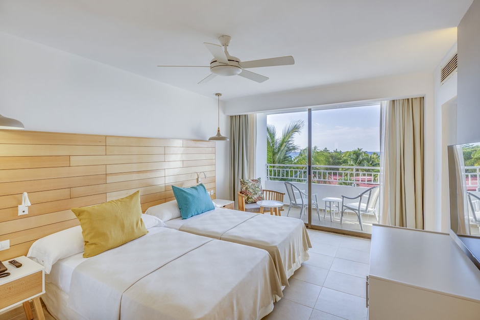 Chambre Sol Double avec balcon