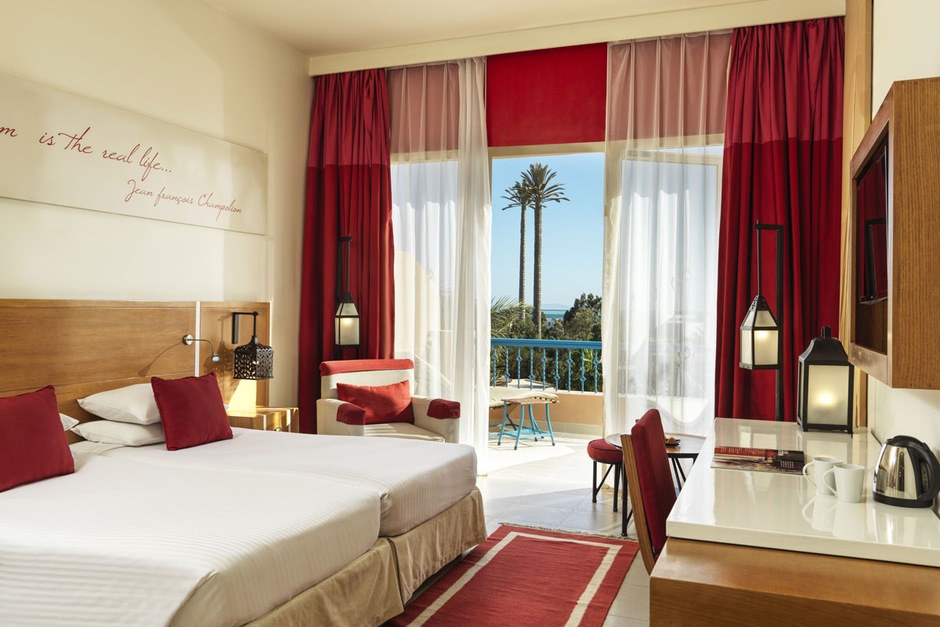 Chambre premium vue piscine