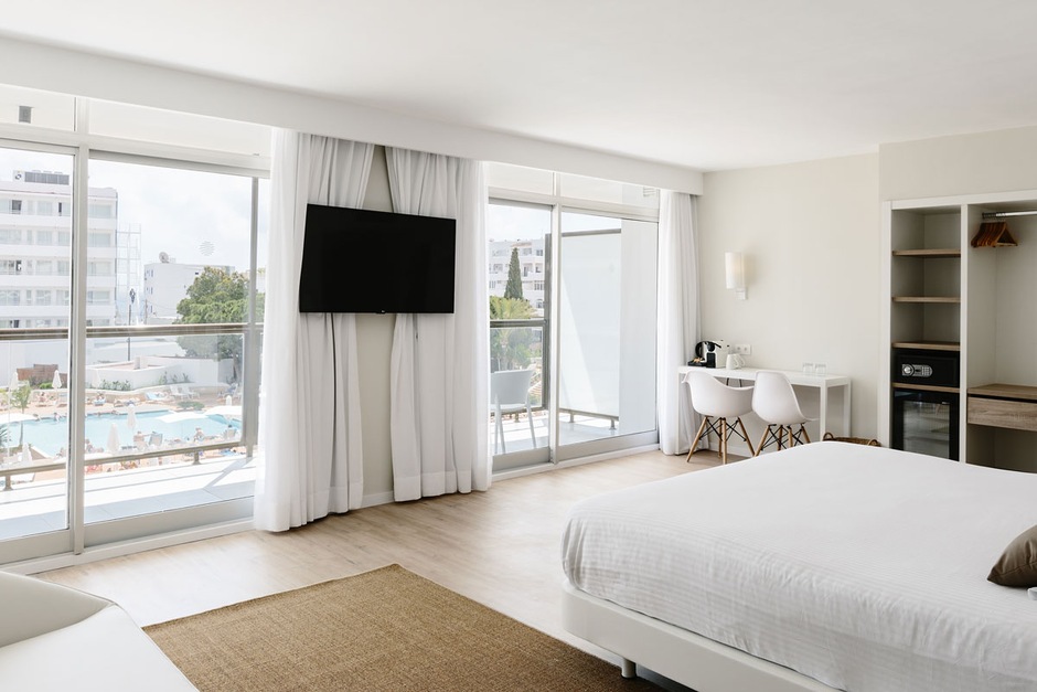 Junior suite vue piscine