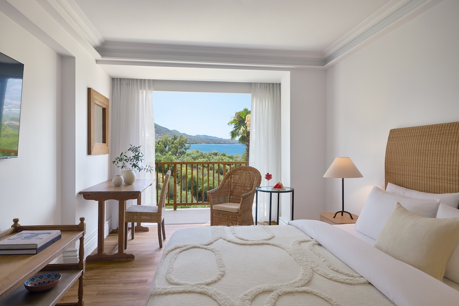 Chambre supérieure vue mer panoramique latérale