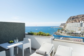 Terrasse vue mer du Tui Blue Suite Princess, séjour aux Canaries-tui