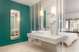 Chambre deluxe famille de l'hôtel Coin de Mire Attitude, séjour à l'île Maurice, tui