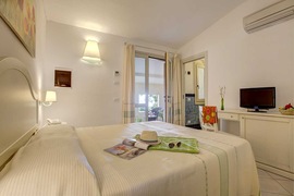 Club Look&eacute;a Sporting Sardinia, chambre, vacances Sardaine Italie TUI