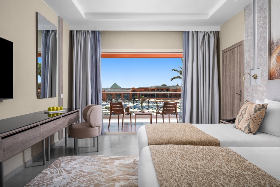 Chambre deluxe vue piscine