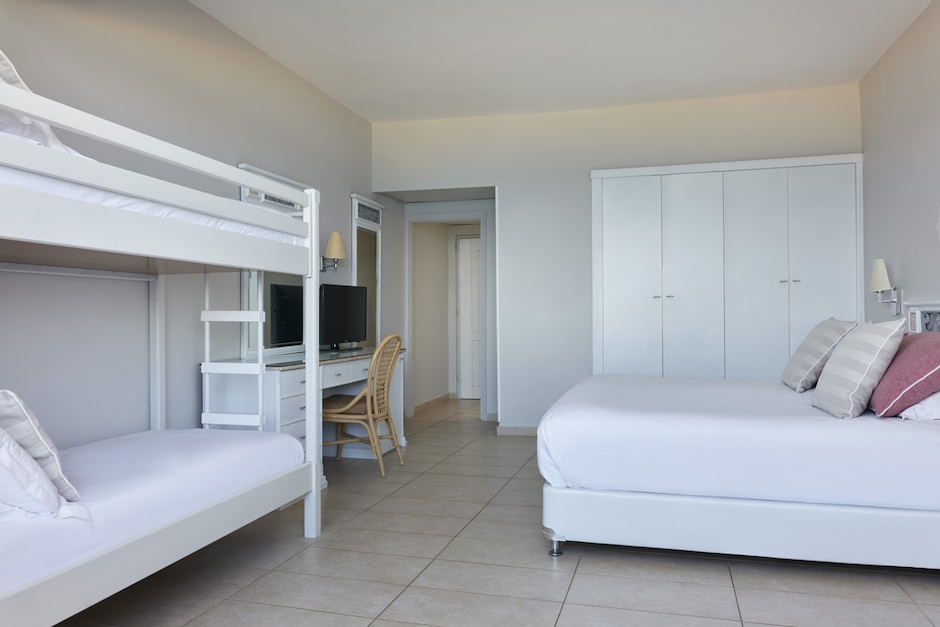 Chambre familiale vue mer