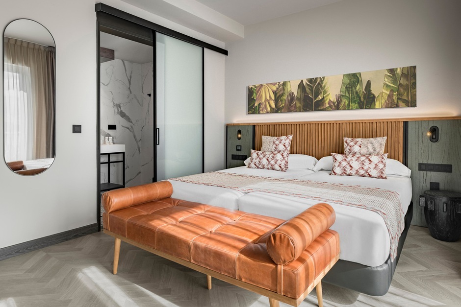 Twin Room (Chill)