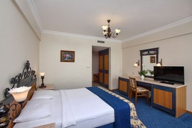 Chambre double vue jardin du Club Marmara Yali, séjour en Turquie, Izmir, tui