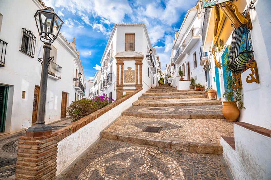 Nerja & Frigiliana