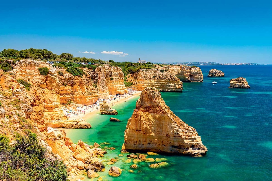 La côte de l'Algarve et la région viticole