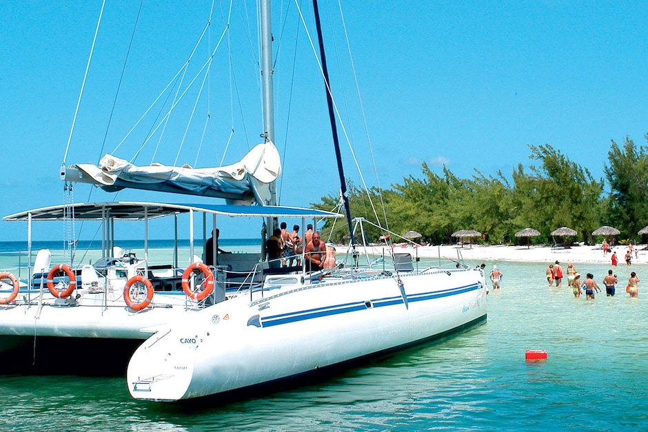 Cayo Blanco en catamaran