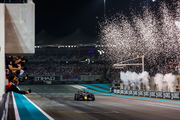 Circuit Évènement - Grand Prix de Formule 1 à Abu Dhabi - TUI