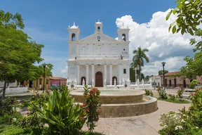 Eglise Santa Lucia à San Salvador