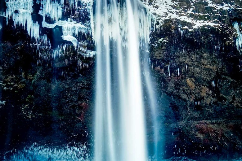 Cascade Seljalandsfoss