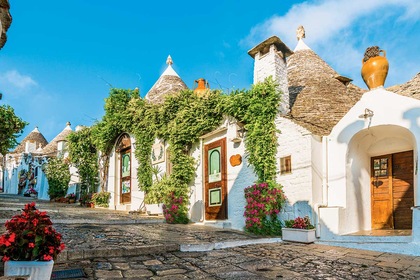 Autotour Saveurs dans les Pouilles : de Lecce à Alberobello + extension Région de Tropea ou Capo Vaticano - TUI