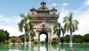 Le Patuxai, Vientiane