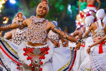 Circuit évènement - Festival Perahera à Kandy (Festival de la Dent de Boudha) - TUI