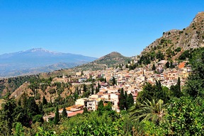 Taormine et l'Etna en toile de fond