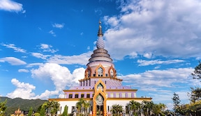 Temple Wat Tha Ton