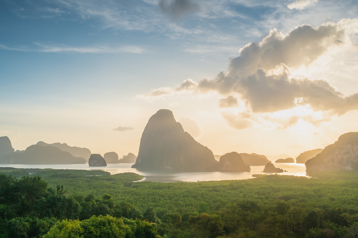 Combiné Découverte et Détente Escale balnéaire 9 nuits - 4 nuits Phuket, 2 nuits île de Ko Phi Phi, 3 nuits Krabi - 5