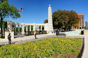 Kennedy Mémorial Plaza